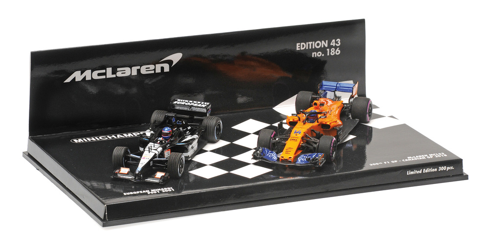 Set de Minardi PS01 (2001) y McLaren MCL33 