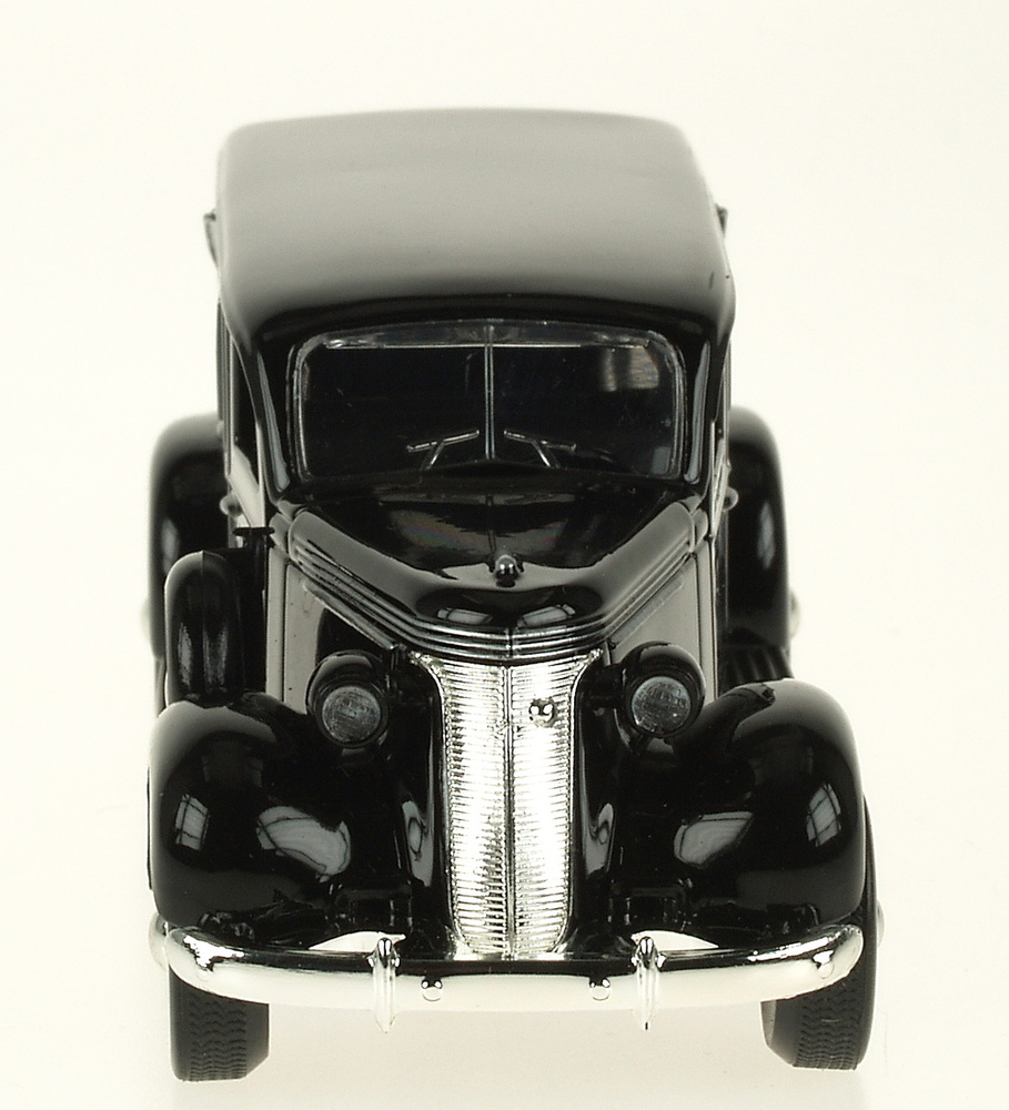 Phoenix 18370 Studebaker Hearse Superior (1937) Phoenix 1/43