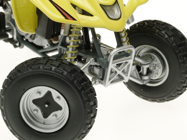 Suzuki LTZ 400 Quad Solido 1/18 