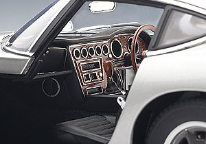 Toyota 2000 GT Coupé (1967) Autoart 78748 1:18 
