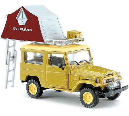 Toyota Land Cruiser J4 (1960) c/Tienda Busch 1/87 