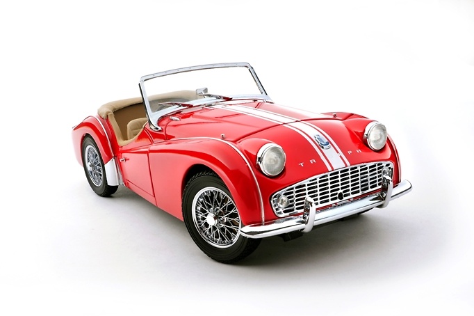 Triumph TR3A (1957) Kyosho 08032 1/18 
