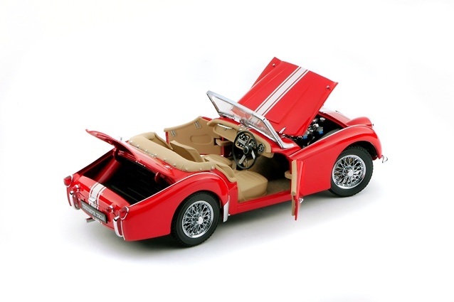 Triumph TR3A (1957) Kyosho 08032 1/18 