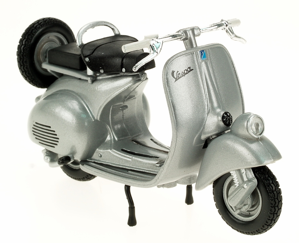 Vespa 125 (1953) Fabbri 1/18 