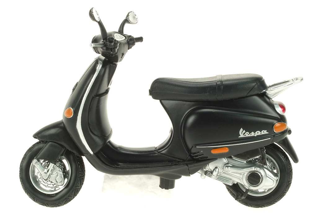 Vespa 125 ET4 (1996) Fabbri 1/18 