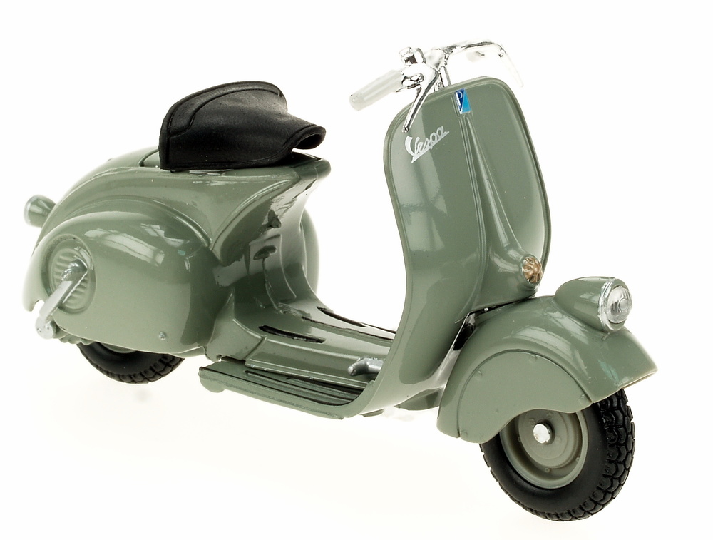Vespa 98 (1946) Fabbri 1/18 