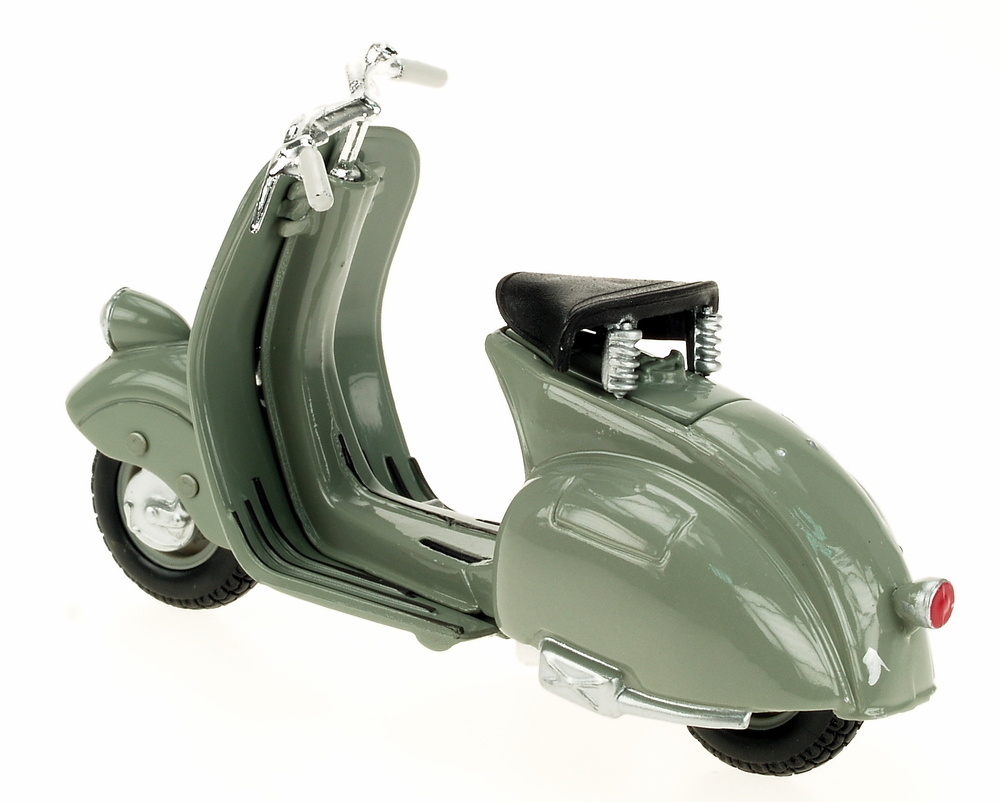 Vespa 98 (1946) Fabbri 1/18 