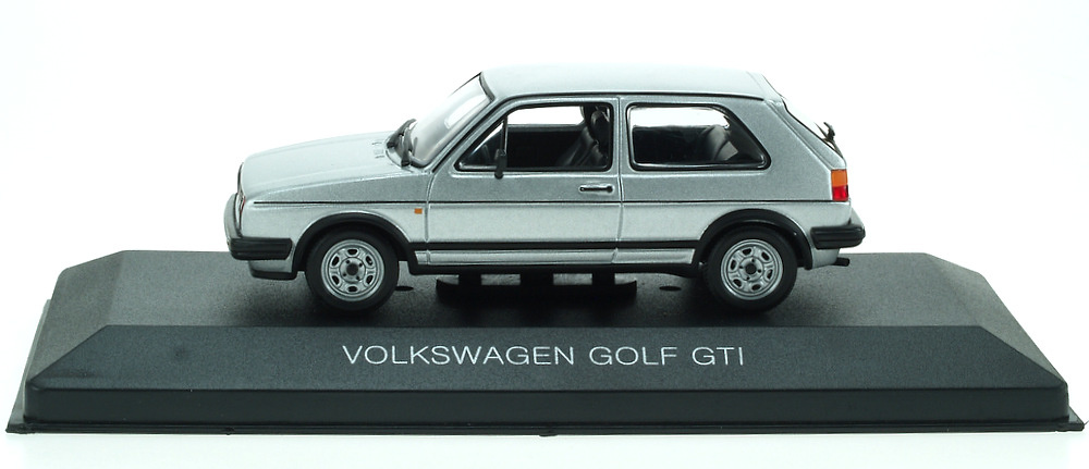 Volkswagen Golf GTi serie II (1985) White Box 151696 1/43 Volkswagen Golf GTi serie II (1985) White Box 1/43