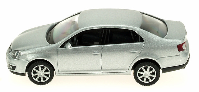 Volkswagen Jetta serie V (2005) Wiking 1/87 Gris Metalizado 