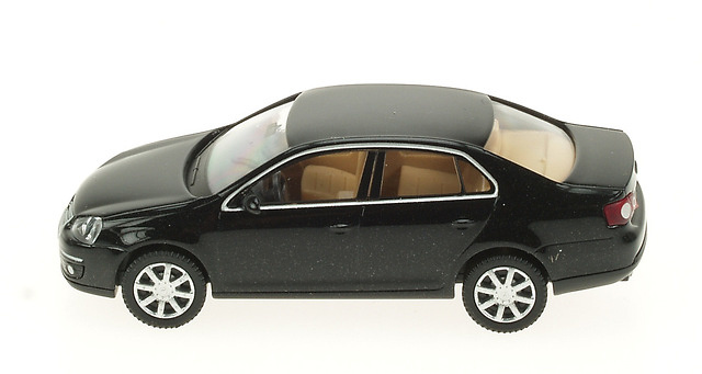 Volkswagen Jetta serie V (2005) Wiking 1/87 Negro 