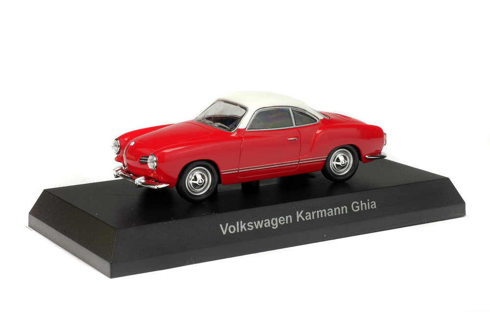 Volkswagen Karmann Ghia (1968) Solido S6400500 1/64 