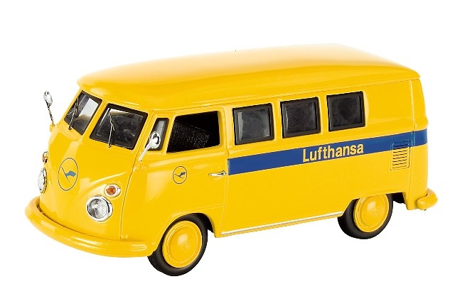 Volkswagen T1 Microbus Lufthansa Schuco 03084 1/43 