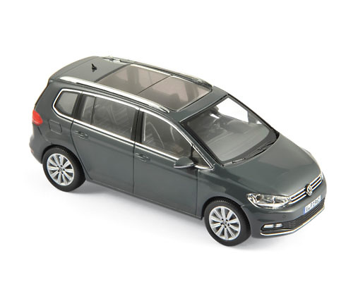 Volkswagen Touran (2015) Norev 840028 1:43 