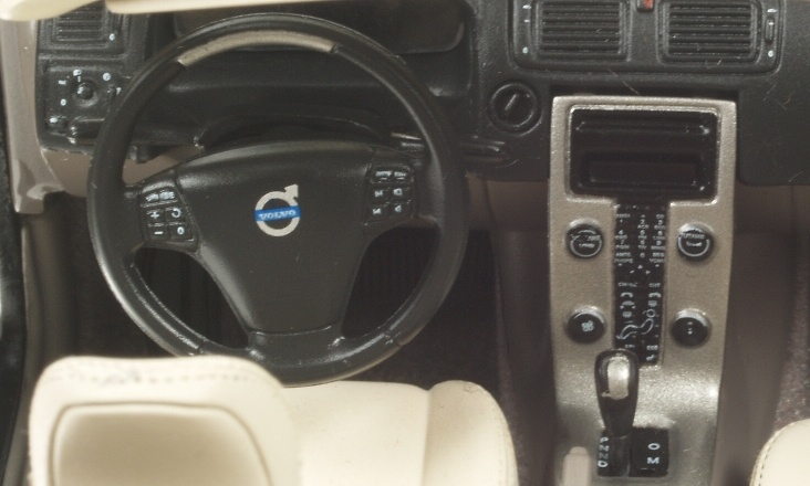Volvo C70 Cabriolet (2006) Motorart VFL1252 1/18 
