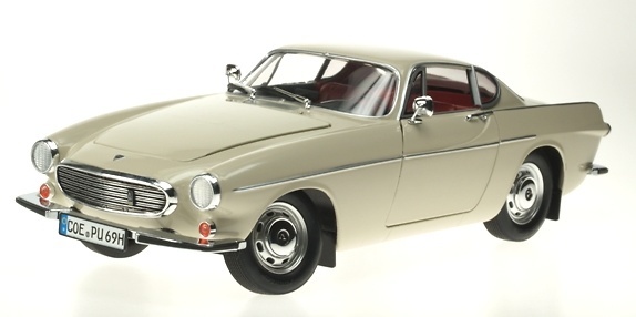 Volvo P1800S (1967) Revell 08894 1/18 