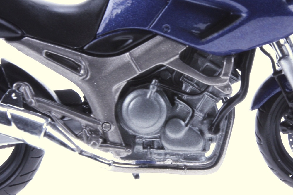 Yamaha TDM 900 (2002) Altaya LGM56 1/24 