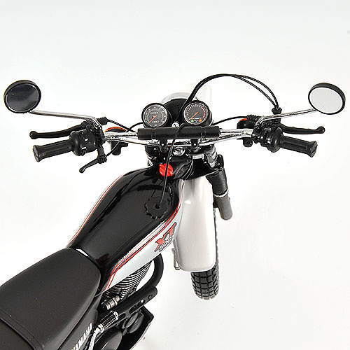 Yamaha XT 500 (1981) Minichamps 122163301 1/12 