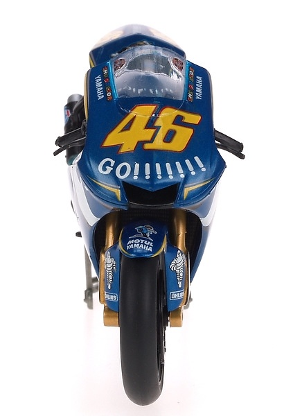 Yamaha YZR M1 nº 46 Valentino Rossi (2005) Guiloy 12634 1/18 