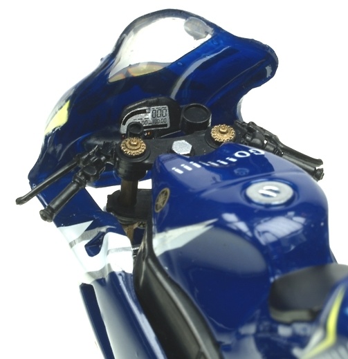 Yamaha YZR M1 nº 46 Valentino Rossi (2005) Italeri 45072 1/22 