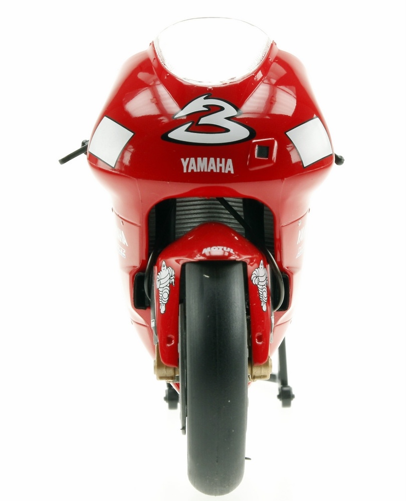 Yamaha YZR500 nº 3 Max Biaggi (2001) Altaya MC14 1/12 