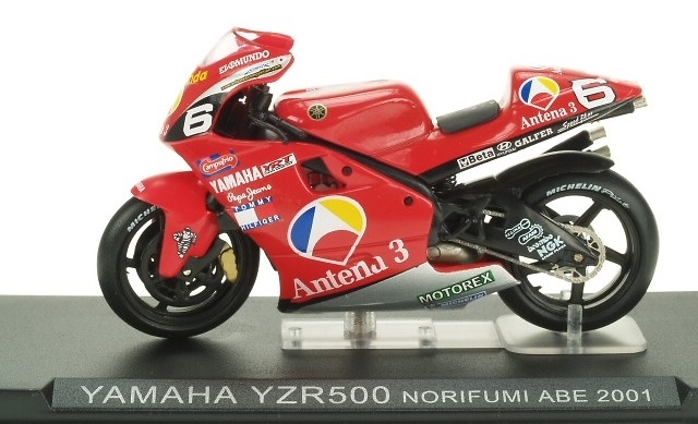 Yamaha YZR500 nº 6 Norifumi Abe (2001) Altaya 703035 1/24 