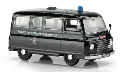 Austin-Morris J2 van/bus "Metropolitan Police SPG" (1970) Corgi 1/43