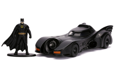 Batmobile con figura de Batman (1989) Jada Toys 1/32