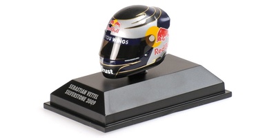 Casco Arai "GP. Gran Bretaña" Sebastian Vettel (2009) Minichamps 1:8