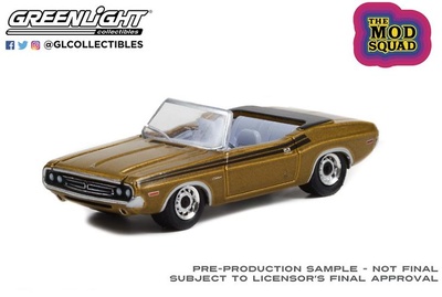 Dodge Challenger 340 - The Mod Squad (1971) Greenlight 1/64