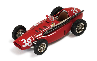 Ferrari 553 F1 Supersqualo "1º GP. España" nº 38 Mike Hawthron (1954) Ixo 1/43