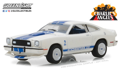 Ford Mustang Cobra II de la pelicula - Los ángeles de Charlie  (1976) Greenlight escala 1/64