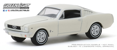 Ford Mustang T-5 (1965) Greenlight 1/64