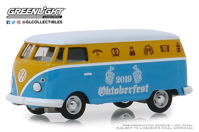 Furgoneta Volkswagen VW T1 Panel Van "Oktoberfest 2019" Greenlight 1/64