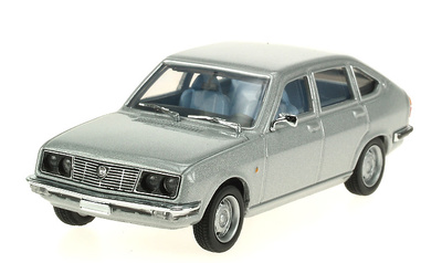 Lancia Beta Berlina (1972) Pego 1/43