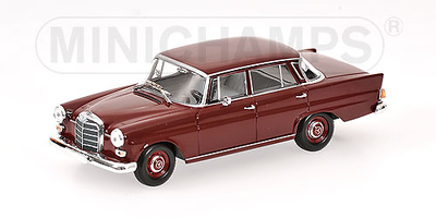 Mercedes Benz 200 -W110- (1965) Minichamps 1/43