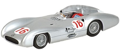Mercedes W196 "GP. Italia" nº 16 Juan Manuel Fangio (1954) Minichamps 1/43