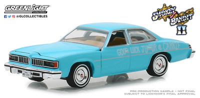 Pontiac LeMans pelicula - Smokey and The Bandit II (1977) Greenlight escala 1/64