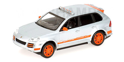 Porsche Cayenne Transsyberia (2007) Minichamps 1/43