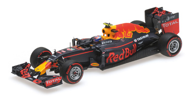 Red Bull RB12 "GP. Alemania" nº 33 Max Verstappen (2016) Minichamps 1:43