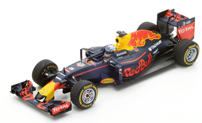 Red Bull RB12 "GP. Malasia" nº 3 Daniel Ricciardo (2016) Spark 1/43