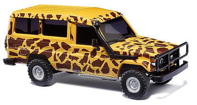 Toyota Land Cruiser J70 HZJ78 "Safari" (1984) Busch 1:87