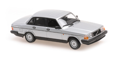 Volvo 240 GL (1986) Maxichamps 1/43