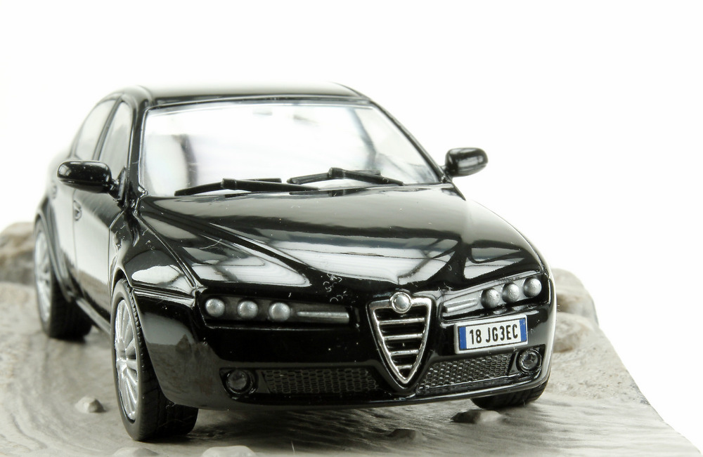 Alfa Romeo 159 (2005) James Bond 