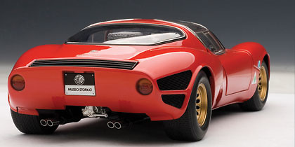 Alfa Romeo 33 Prototipo de Calle (1967) Autoart 70191 1/18 