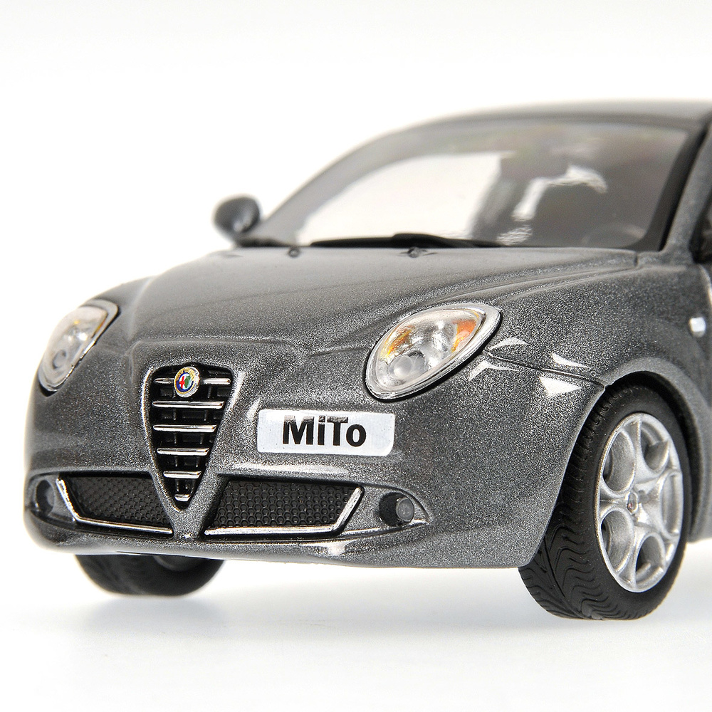 Alfa Romeo Mito (2009) Minichamps 400120801 1/43 