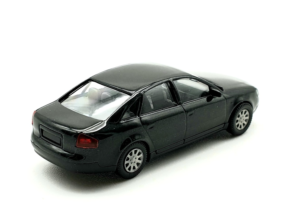 WIKING 1:87 AUDI A6 NEGRO