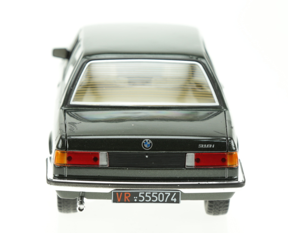 BMW 318i (1981) Atlas 2435 1:24 