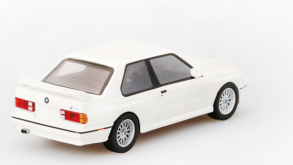 BMW M3 -E30- (1986) TSM MGT00041-L 1/64 