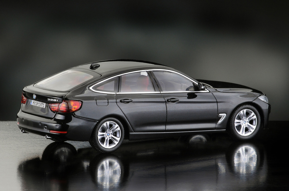 BMW Serie 3 GT -F34- (2013) iScale 43-0002SW 1/43 