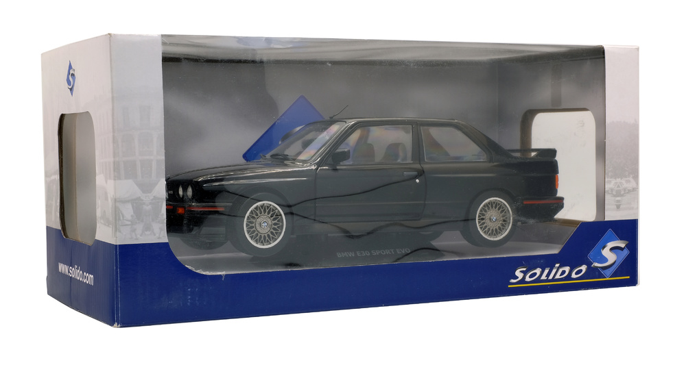 BMW Serie 3 M3 -E30- (1990) Solido S1801501 1/18 
